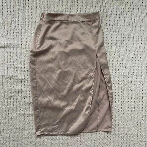 Aritzia Babaton Champagne High Slit Satin Skirt - Size 4